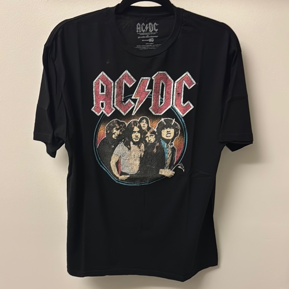 AC/DC T-shirt Size L Color Black White Red